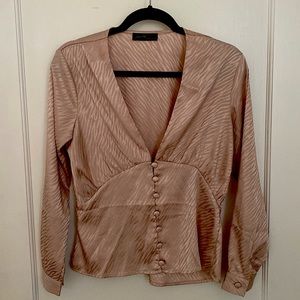 On Twelfth size small Blouse